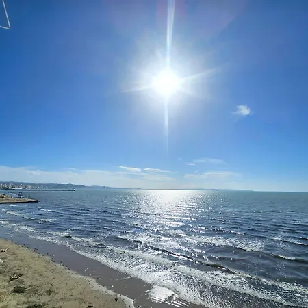 Coral Light Retreat C71 Durrës